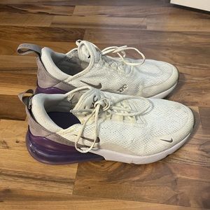 Women’s Nike 270s!!!